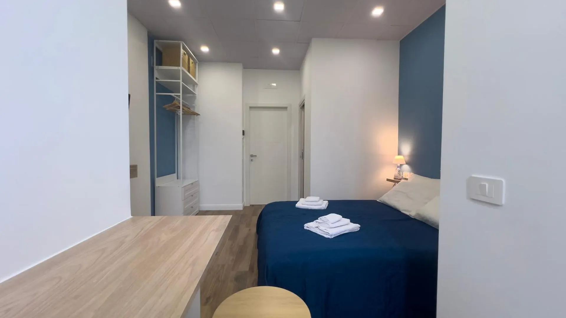 Aura Apartments Napoli 0*, 那不勒斯
